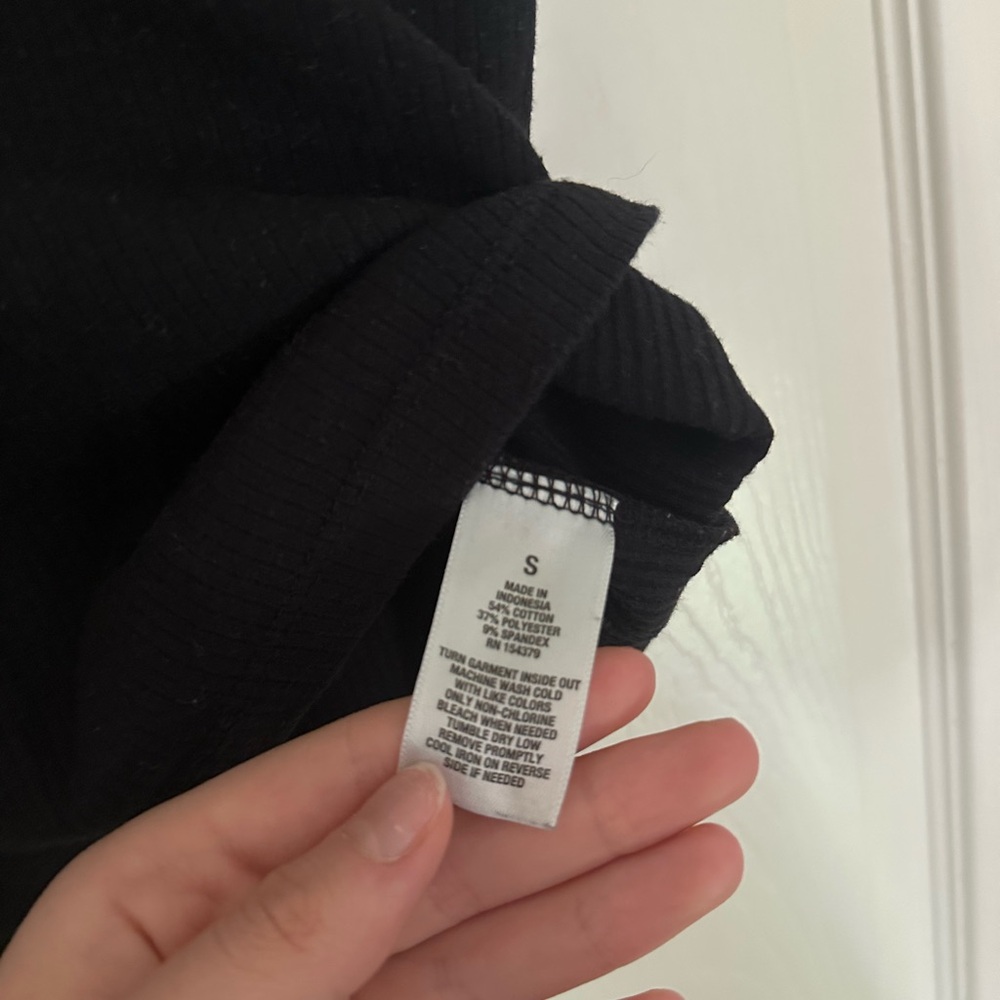 Aeropostale Women's Black Tank Top - Picture 2 of 4